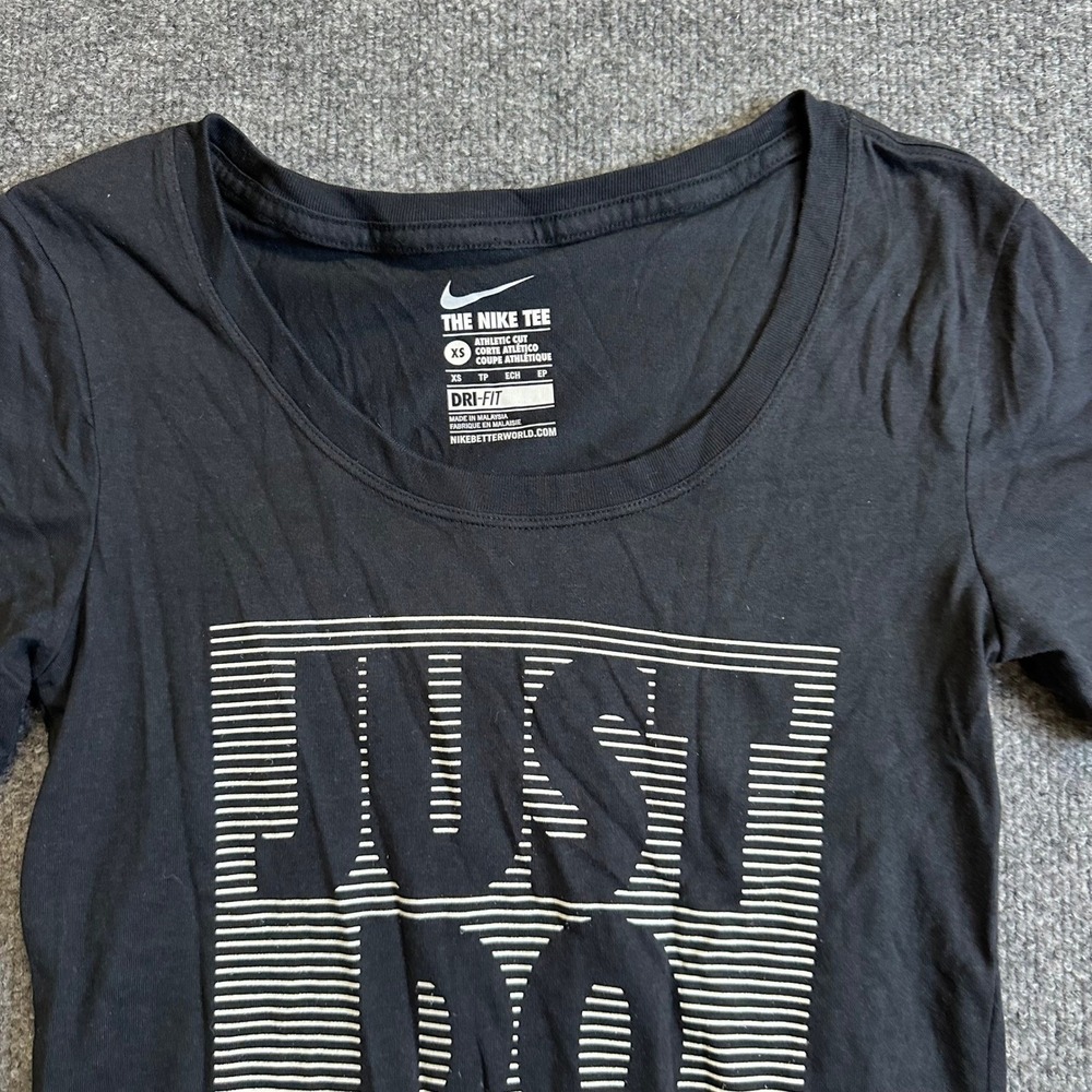 Nike T-Shirt Womens Size XS Black Dri-Fit Just Do It Graphic Athletic Gym Tee